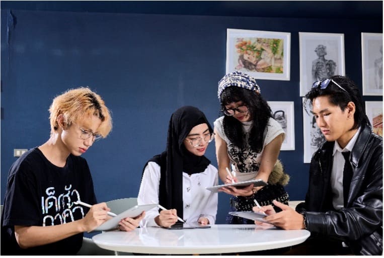 ใช้ผลงานนักศึกษาอย่างไรไม่ให้ละเมิดลิขสิทธิ์ เข้าใจกฎหมายสิทธิในผลงาน การโอนสิทธิ License และแนวทางทำสัญญาให้ชัดเจนเพื่อลดความเสี่ยงทางกฎหมาย